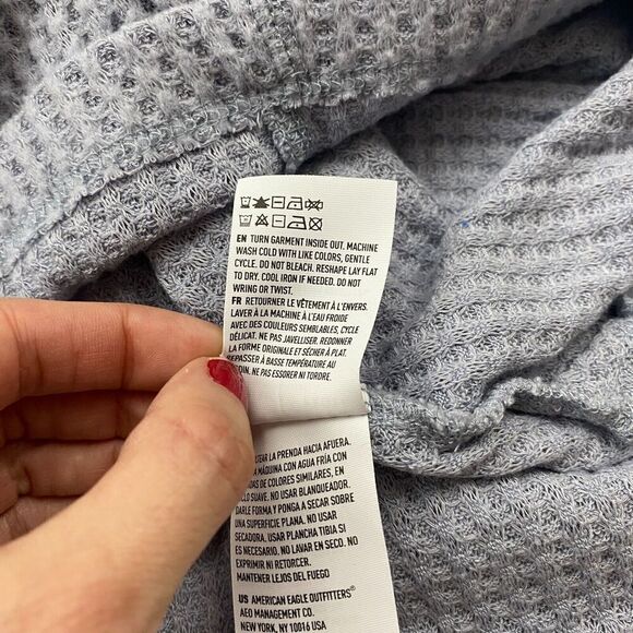 American Eagle Gray/Blue Waffle Knit Split Hem Blouse Dolman Sleeve L/S Sz XS - Picture 9 of 13